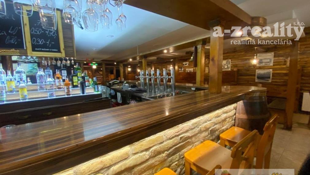 Zľava z ceny! Polyfunkčná budova v Komárne na predaj!