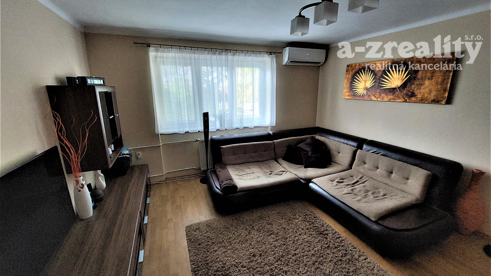 Pekný 3 izbový  byt v Komárne na predaj