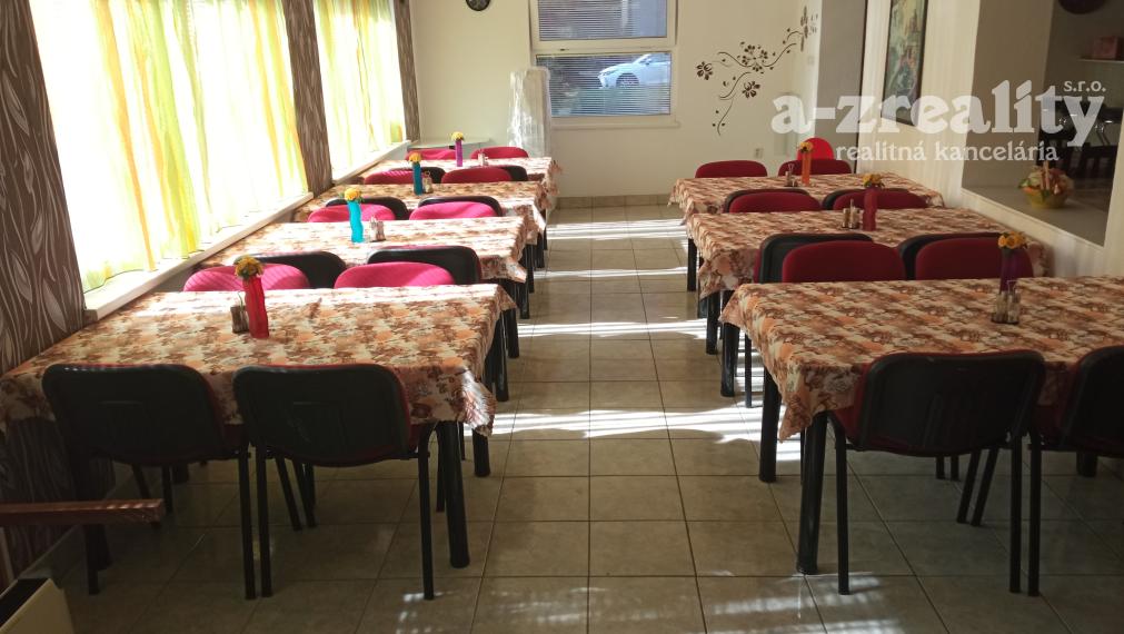 Ponúkame na predaj pekný penzión v Patinciach