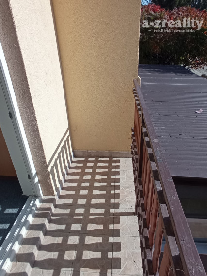 Ponúkame na predaj pekný penzión v Patinciach