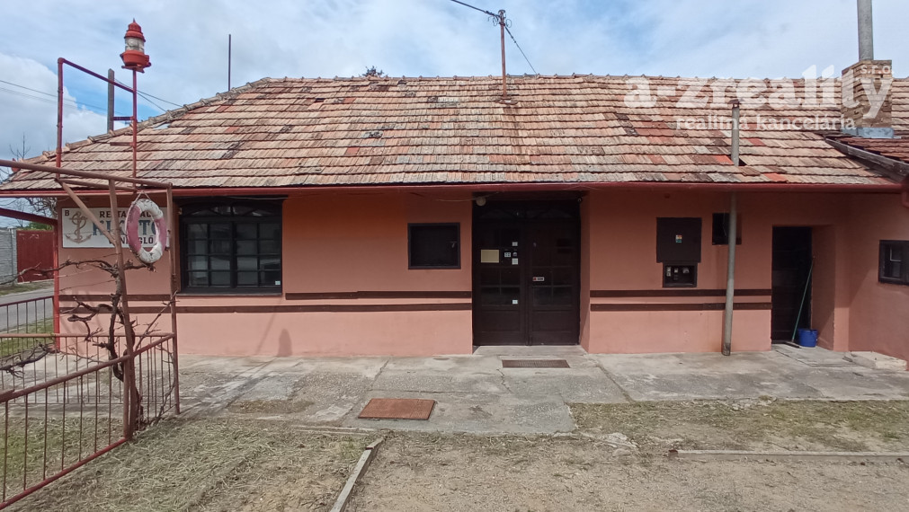 Komerčný objekt  v Radvani nad Dunajom na prenájom