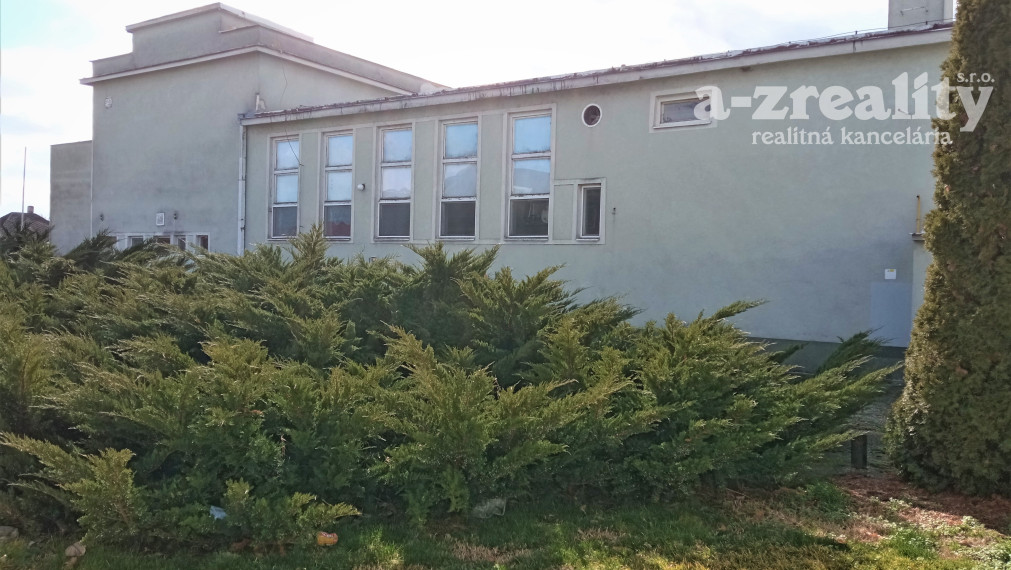 Znížená cena! Komerčný objekt v Zemianskej Olči na predaj
