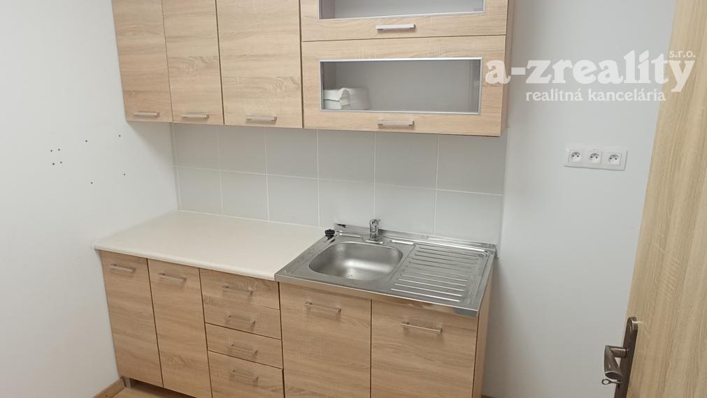 Skladový priestor na prenájom v Komárne