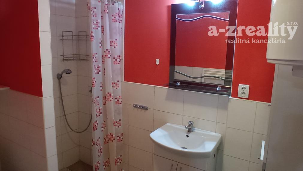 Rodinný dom v Komárne na prenájom