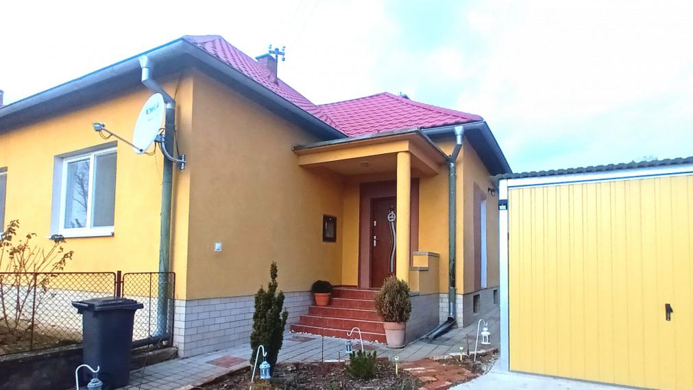 Ponúkame na predaj dom v Trávnici
