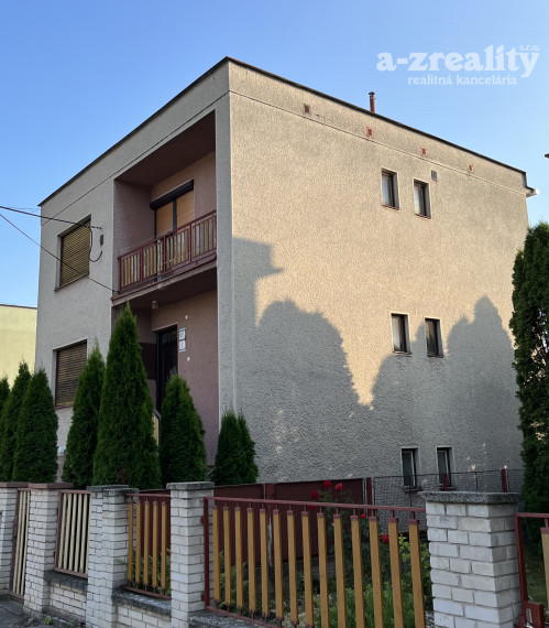 Ponúkame na predaj rod.dom v Dvoroch nad Žitavou
