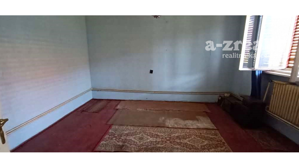 Na predaj  starší rodinný dom v Nových Zámkoch