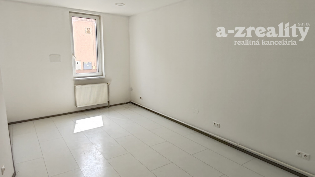 Investičná príležitosť v centre Komárna!