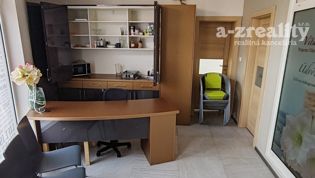 Investičná príležitosť v centre Komárna!