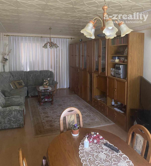 Ponúkame na predaj rod.dom v Kolárove