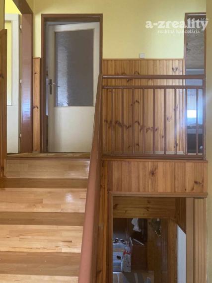 Ponúkame na predaj rod.dom v Kolárove