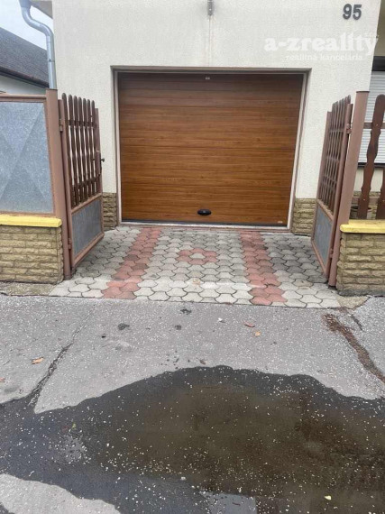 Ponúkame na predaj rod.dom v Kolárove