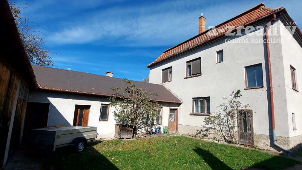 Iba u nás! Ponúkame na predaj dom v Novej Stráži