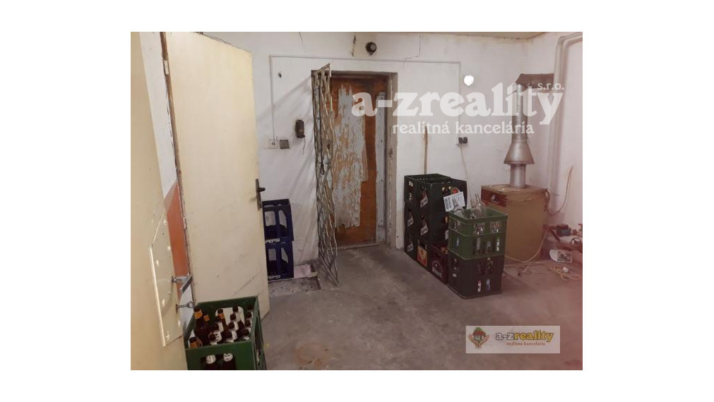 Ponúkame na predaj komerčný objekt v Komárne