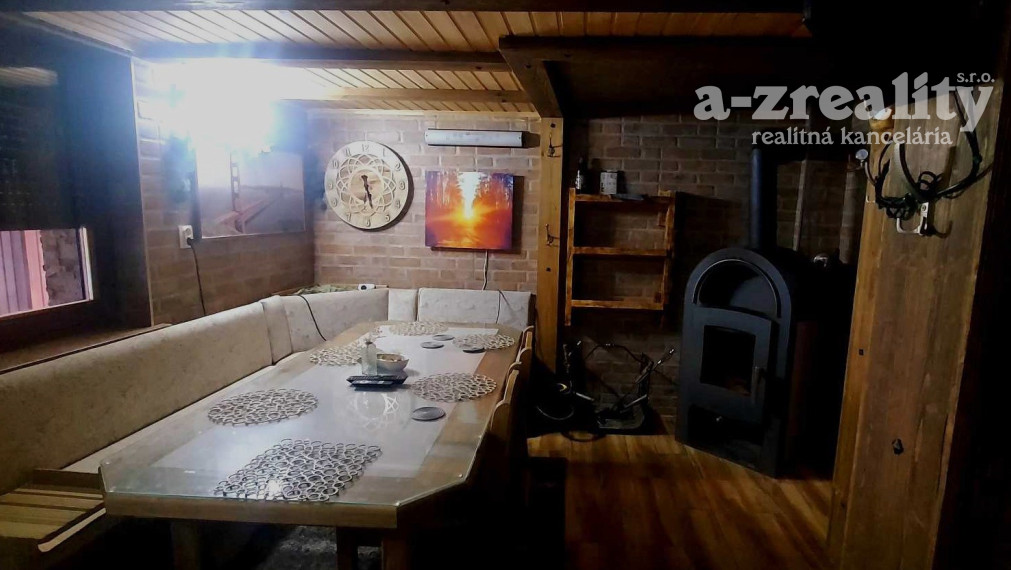 Ponúkame na prenájom kompletne zariadenú chatu  pri Čake