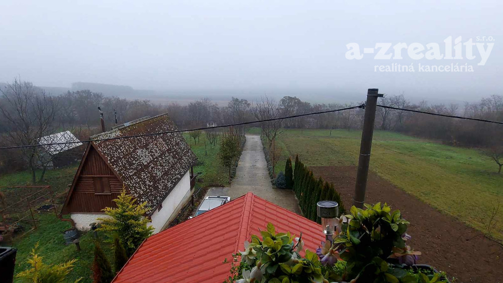 Ponúkame na prenájom kompletne zariadenú chatu  pri Čake