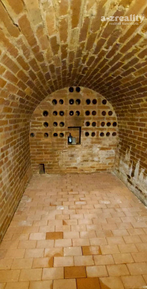 Ponúkame na prenájom kompletne zariadenú chatu  pri Čake