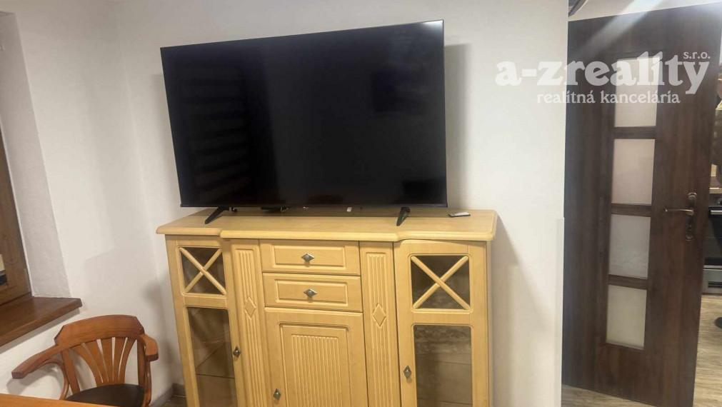 Ponúkame na prenájom zariadený  3 izbový byt v Kolte