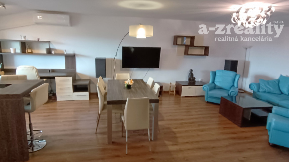 Na predaj nadštandardný 2 izbový byt v centre Nových Zámkov