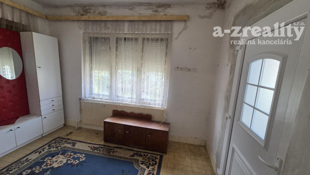 Ponúkame na predaj rod.dom v Nesvadoch