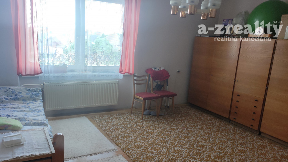 ZNÍŽENÁ CENA: Na predaj 5 izbový rodinný dom v obci Bánov