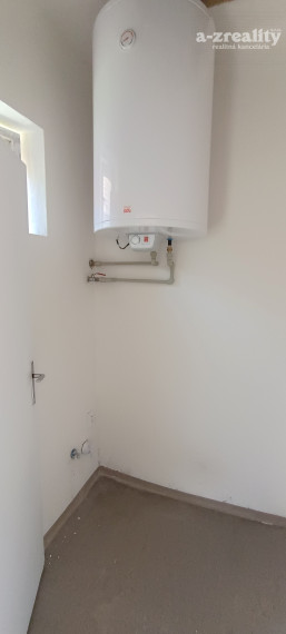 Na prenájom rodinný dom v obci Úľany nad Žitavou