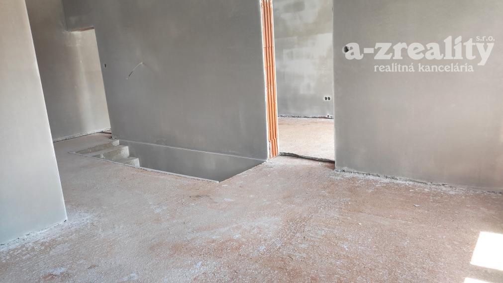 Na predaj novostavby RD s garážou v dvojdome v Nových Zámkoch