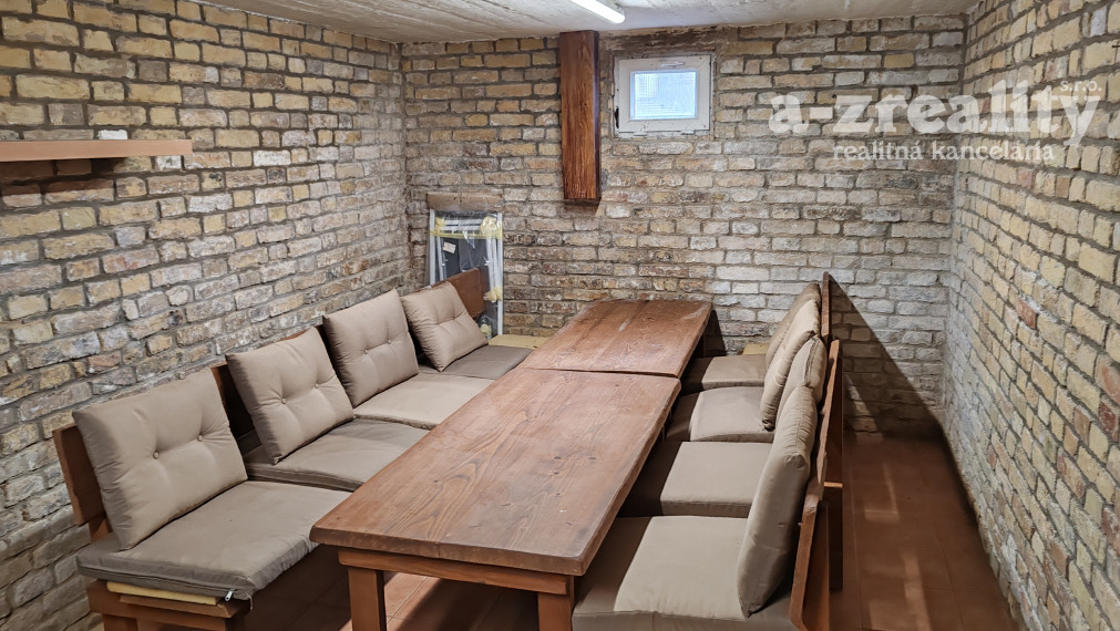 Na predaj rekreačná chata pri Dunaji