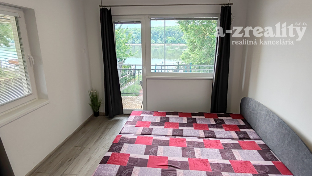 Na predaj rekreačná chata pri Dunaji