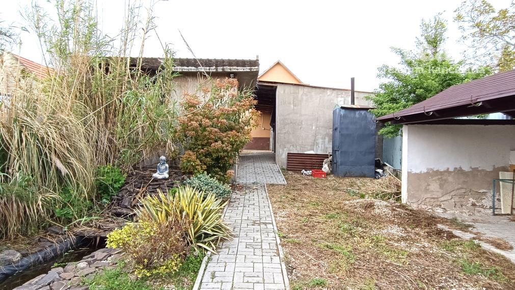 Na predaj podnikateľský objekt s bývaním v Palárikove