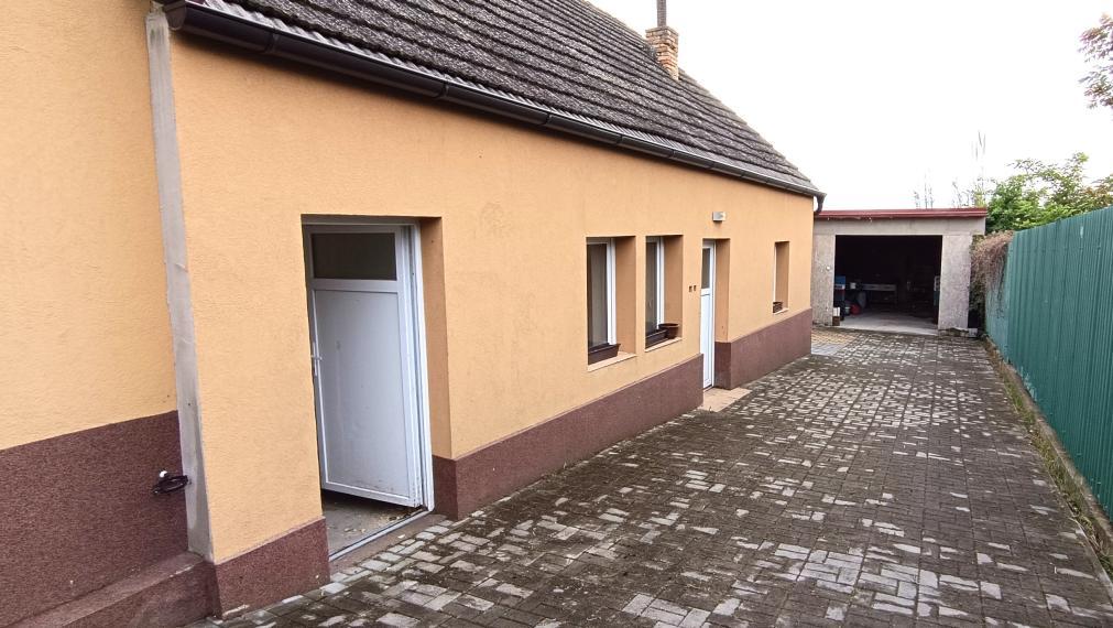 Na predaj podnikateľský objekt s bývaním v Palárikove