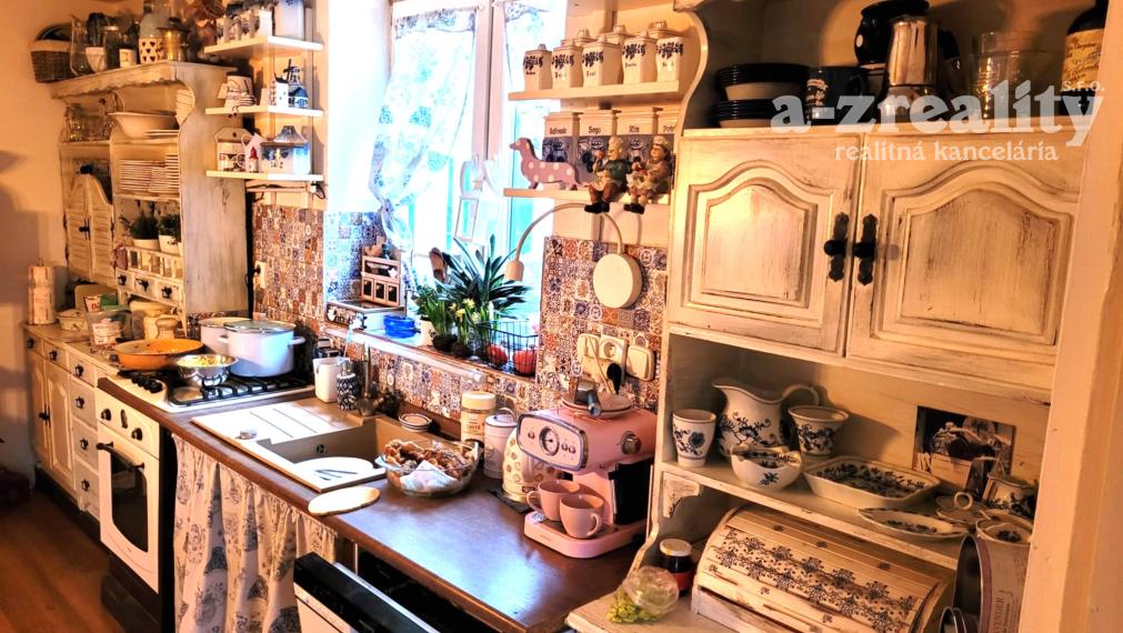 Zrekonštruovaný rodinný dom v tichom raji v Okoličnej na Ostrove