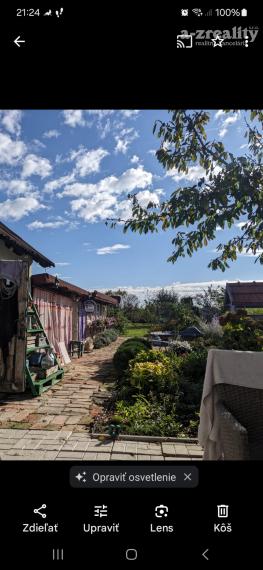 Zrekonštruovaný rodinný dom v tichom raji v Okoličnej na Ostrove