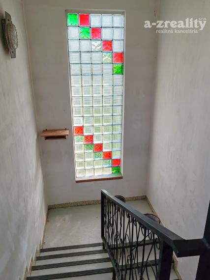 Ponúkame na predaj rodinný dom v obci Číčov