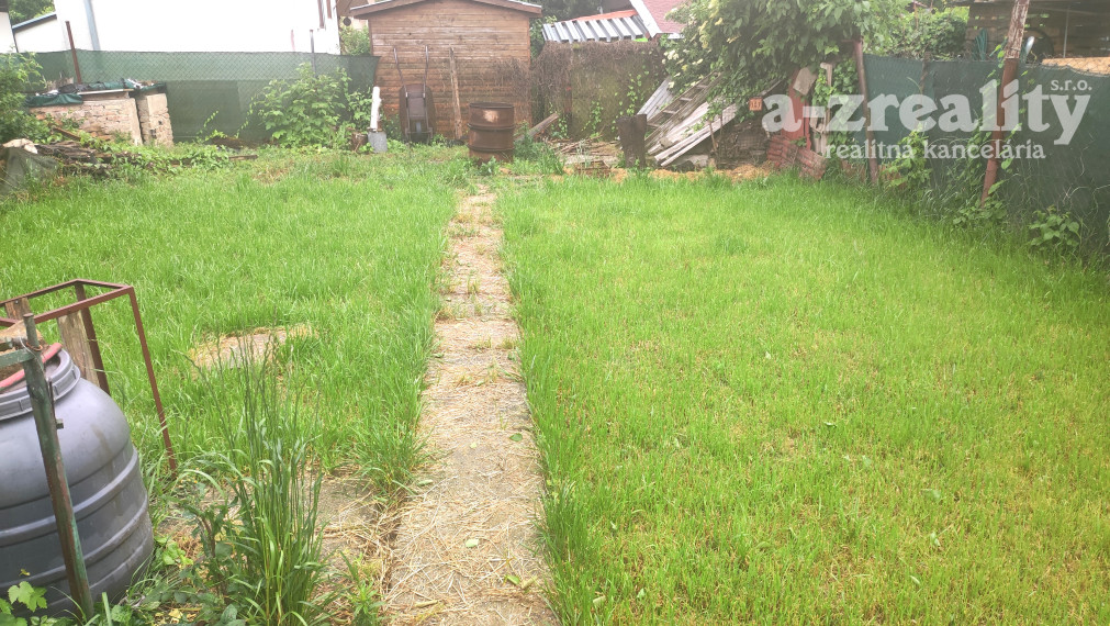 Na predaj chata chat.osade Kvitnúci ostrov pri Nových Zámkoch