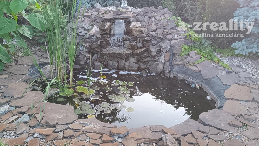 Na predaj kompletne zrekonštruovaný rodinný dom s bazénom v Palárikove