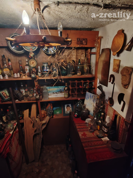 Na predaj rodinný dom s veľkou záhradou v Komárne