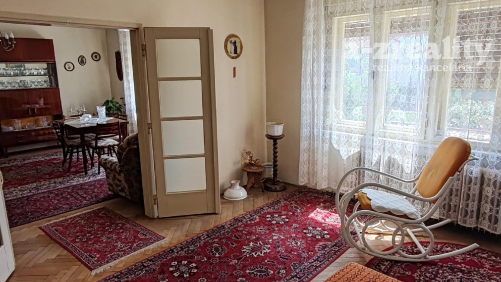 Na predaj rodinný dom s veľkou záhradou v Komárne