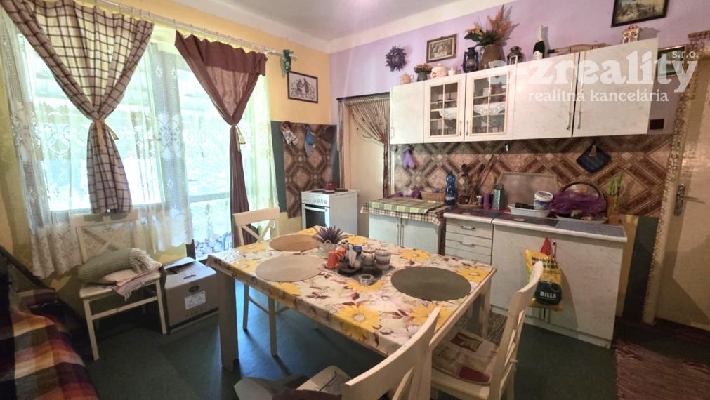 Výhodná ponuka!!!Na predaj dom na polosamote pri Svätom Petri