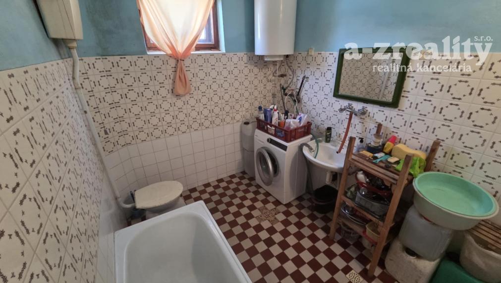 Výhodná ponuka!!!Na predaj dom na polosamote pri Svätom Petri