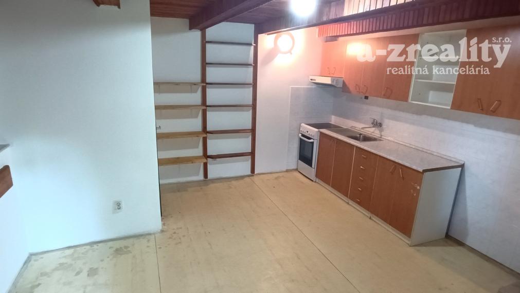 Na predaj zrekonštruovaný sedliacky dom v obci Dubník