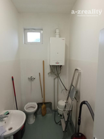 Komerčný objekt na predaj v Zlatnej na Ostrove