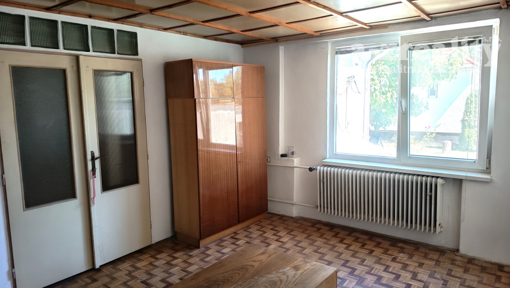 ZNÍŽENÁ CENA! Na predaj 4 izbový rodinný dom v Bánove