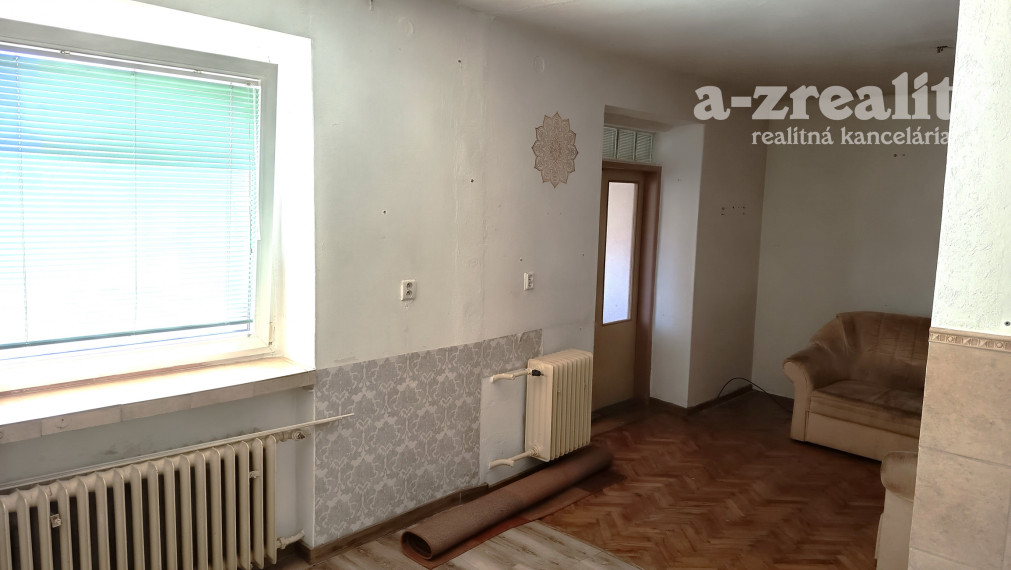 ZNÍŽENÁ CENA! Na predaj 4 izbový rodinný dom v Bánove