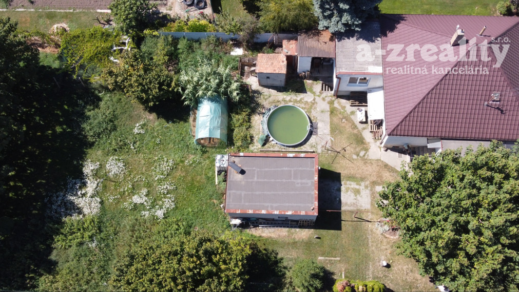 ZNÍŽENÁ CENA! Na predaj 4 izbový rodinný dom v Bánove