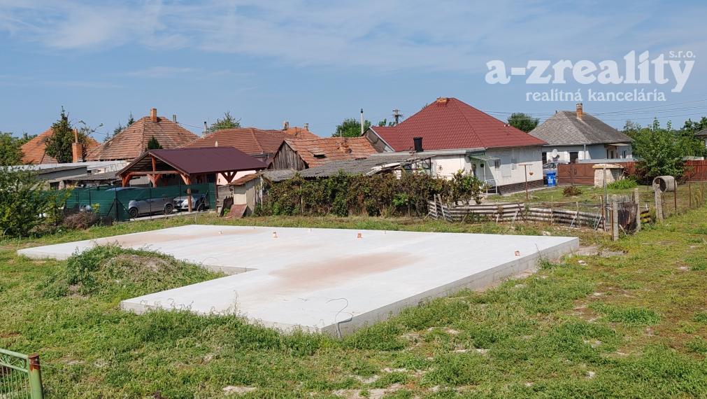 Stavebný pozemok v Zemianskej Olči na predaj