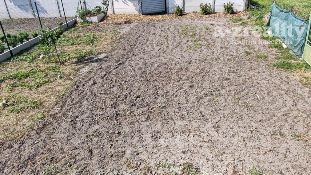 Stavebný pozemok v Zemianskej Olči na predaj