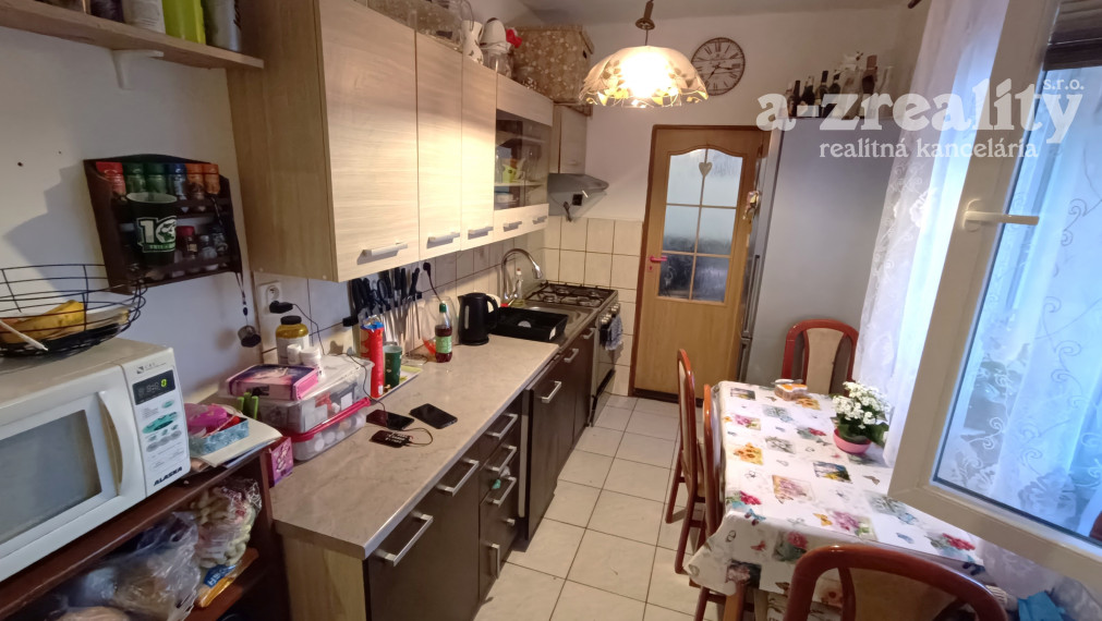 ZNÍŽENÁ CENA!!Na predaj 2 izbový byt v centre mesta Nové Zámky