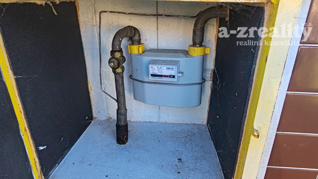 Rodinný dom s garážou na predaj v Marcelovej