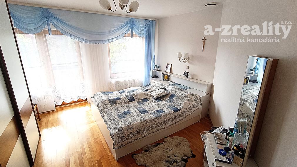 Predaj luxusného rodinného domu v TOP lokalite Nových Zámkov